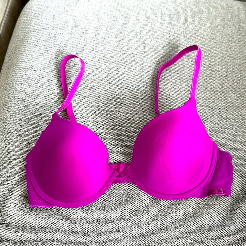 Calvin Klein Push up bra